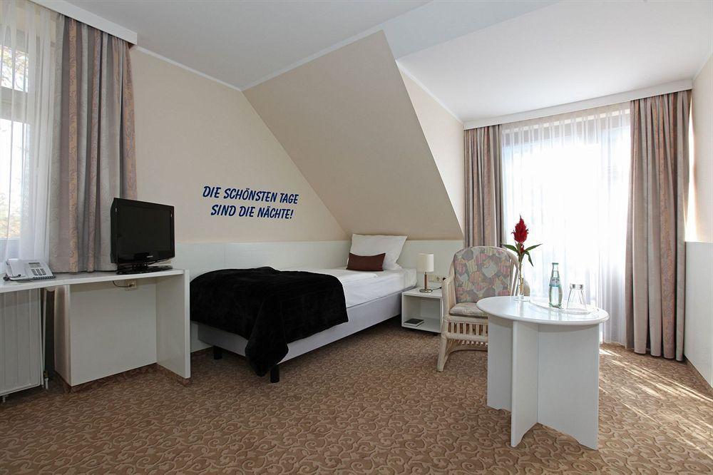 Hotel Am Schloss Ahrensburg Ngoại thất bức ảnh